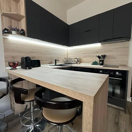 Georgia 公寓式酒店 3*